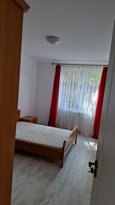 Apartament de închiriat