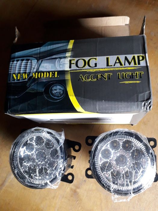 Продам противотуманные фары