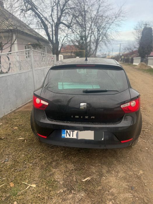 Seat Ibiza două uși