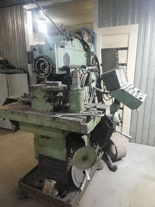 Фрезерный станок