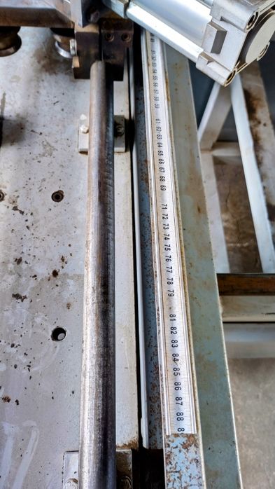 Пневматична преса за зглопка на вра,прозо,шкав,рамки,2560/890,на 2 час