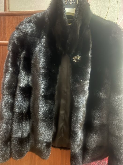 Шуба черный  размер 42-44