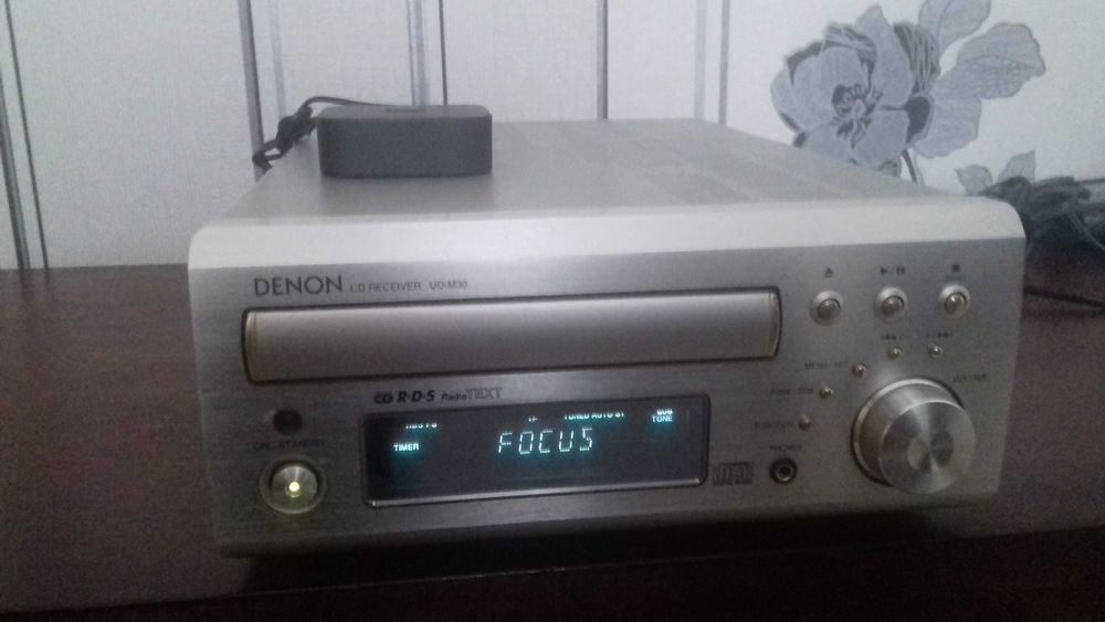 Denon UD-M30 CD & FM Hi-Fi ресивър c бонус Bluetooth