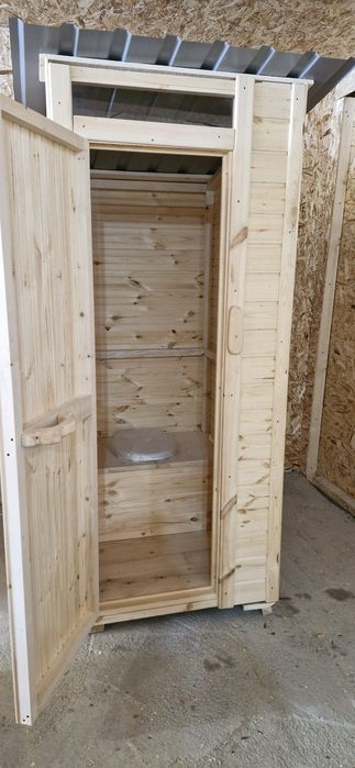 Продам туалет уличный