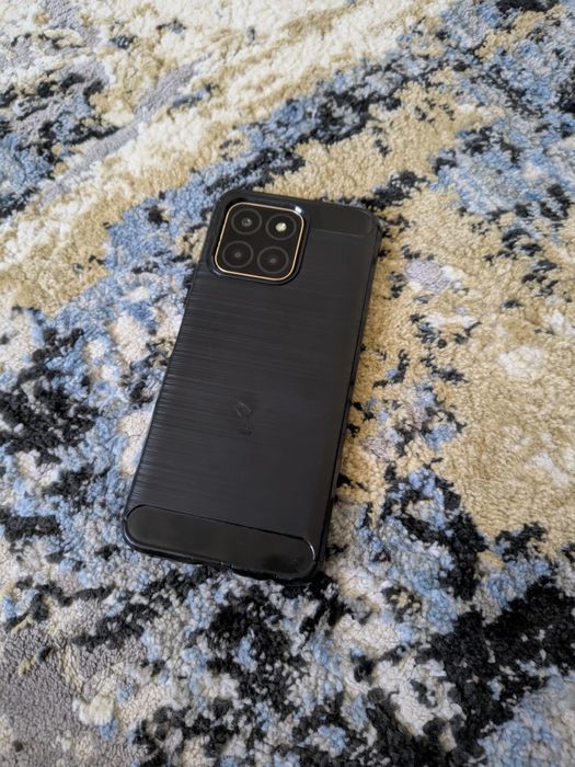 Vand 3 telefoane