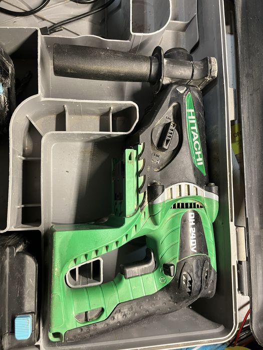акумулаторен перфоратор Hitachi DH 24DV – 24V