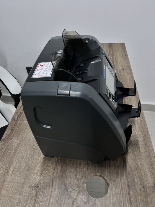 Счетчик банкнот Dors 800