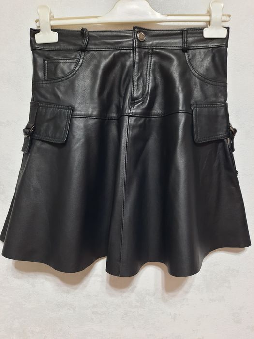 Продам юбку кожаную.
