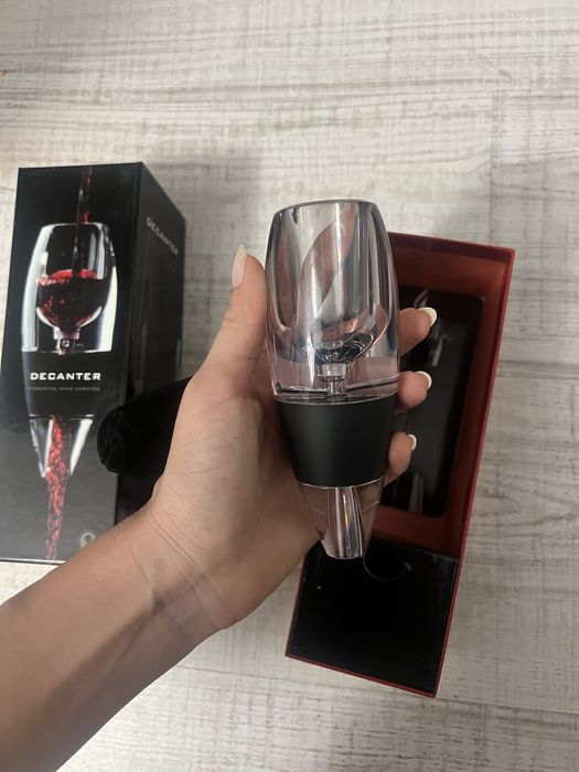 Компактен Аератор за вино