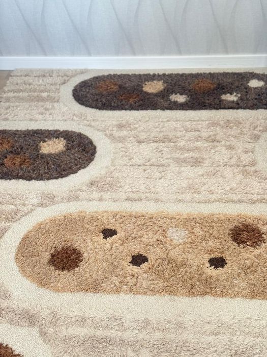 Ковер 2×3 размер , продаю