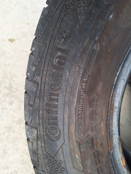 4бр Гуми за бус 15 цола 215/70/15C