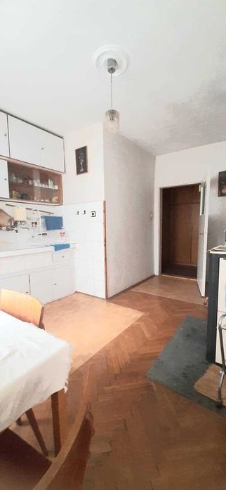 Продава се Четиристаен апартамент в Търговище, Център - 83 кв.м за 1291 €/кв.м - Снимка #1