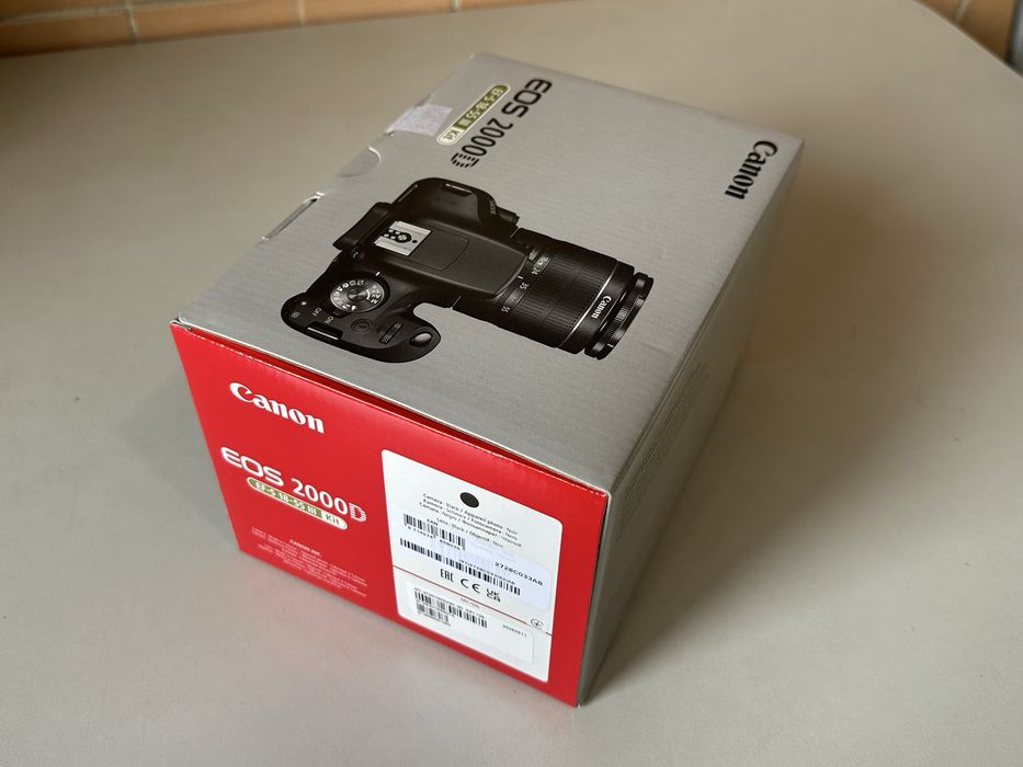 Canon EOS 2000D + SD
