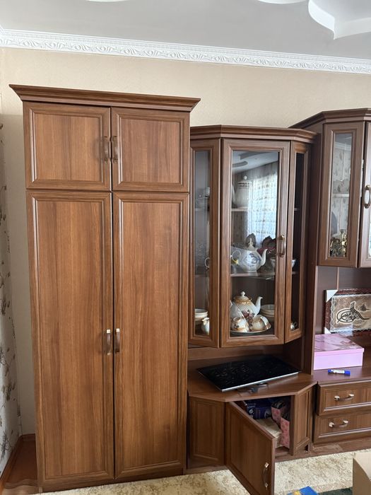 Продас стенку,шкафы гарнитуры