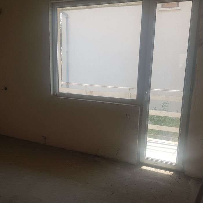 Продава къща в с Крайници общ.Дупница