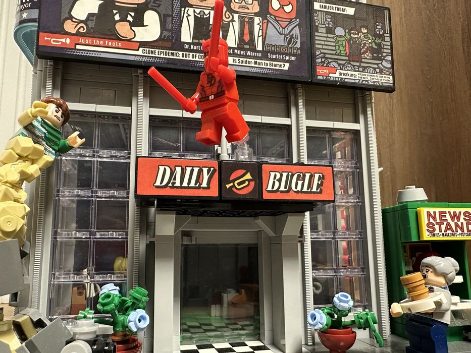 Конструктор Daily Bugle (новый,в коробке)