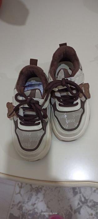 Продам обувь девочка