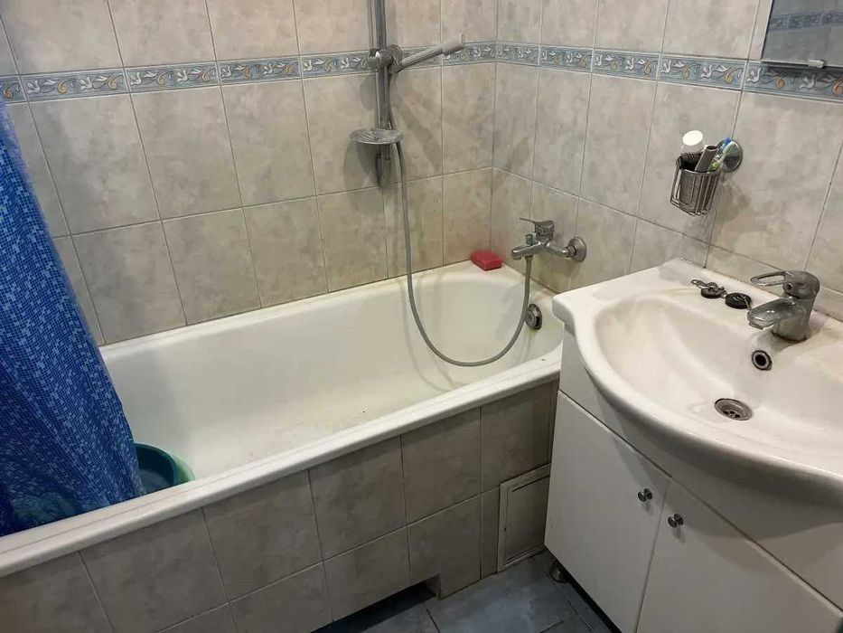 Дава се под наем Двустаен апартамент в София, Зона Б-18 - 64 кв.м за 402.9 € - Снимка #1