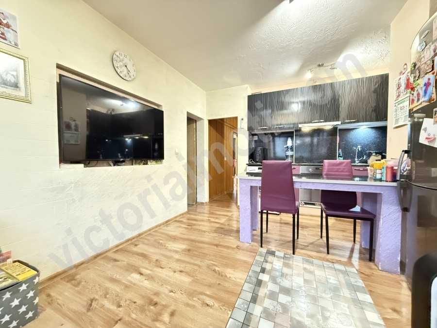 Продава се Тристаен апартамент в Велико Търново, Чолаковци - 84 кв.м за 1227 €/кв.м - Снимка #2