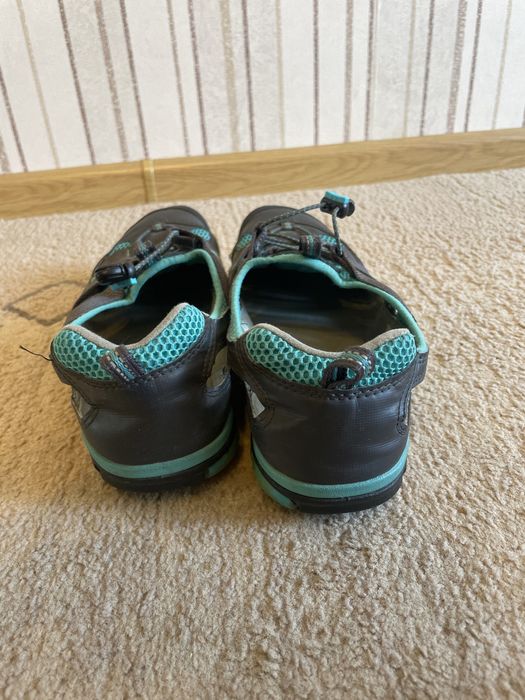 Туристически обувки KEEN