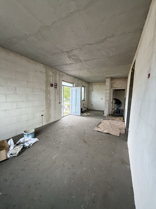 Casa de vanzare cu 4 camere direct de la proprietar