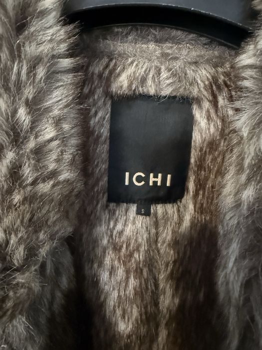 Пухкав зимен елек