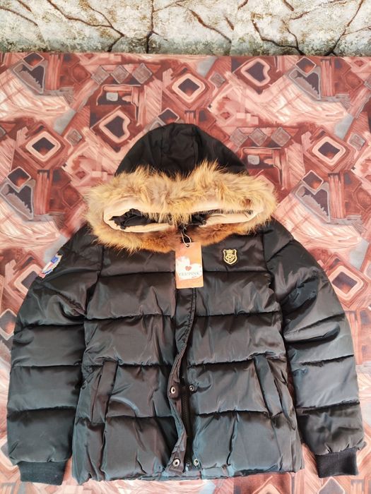 Яке с качулка от лисица