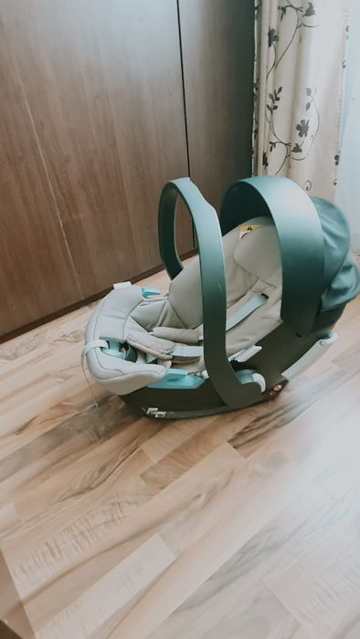 Scoica CYBEX ATON 5, Crem - 2 bucati, stare foarte bună