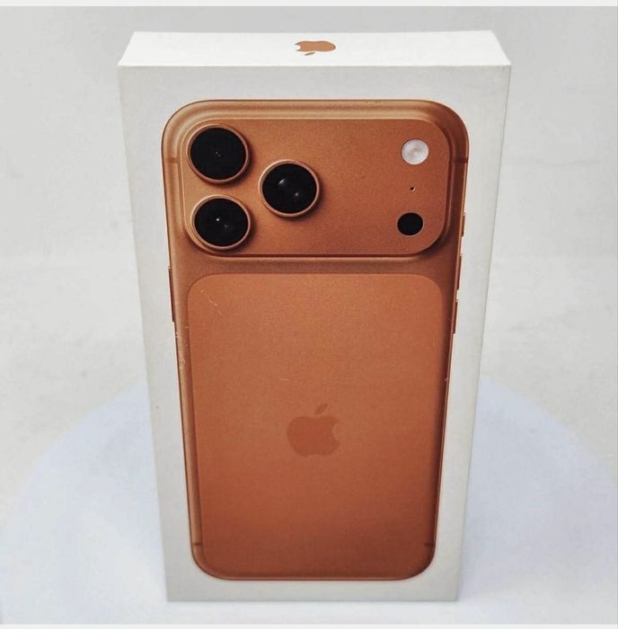 Vand iphone 17 pro max orange