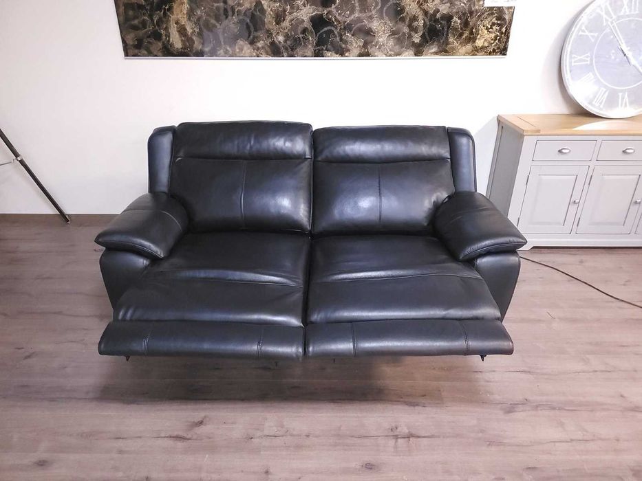 Черен кожен диван тройка с електрически релаксиращ механизъм