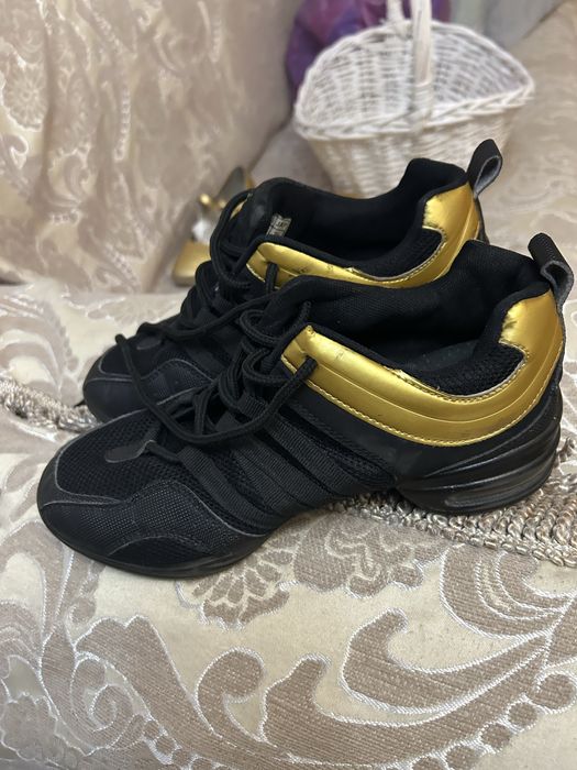 Продам джазовки для танцев