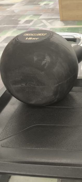 Гири 16кг фирма GRAVITY