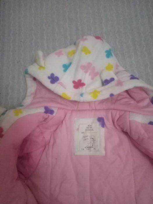 Для девочки тёплая красивая