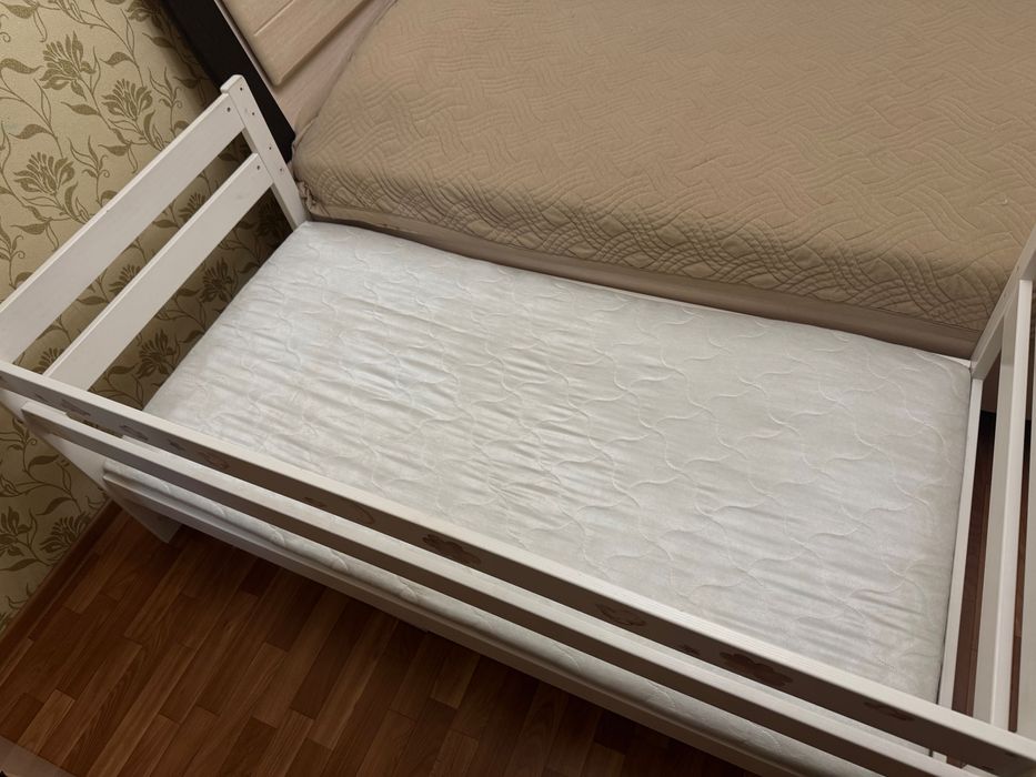 Продам детскую кровать