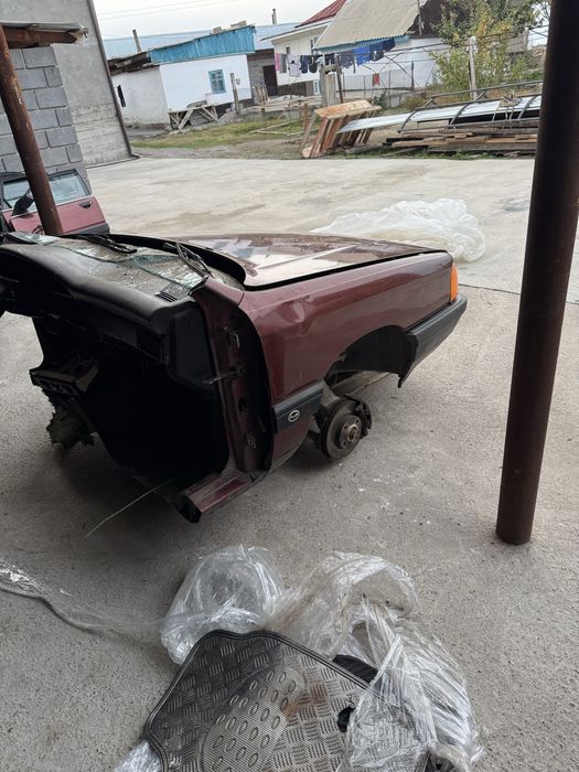 Авторазбор Ауди 100 с3 2,3 на разбор