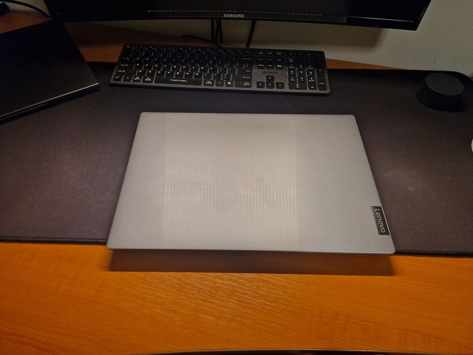 Vand laptop Lenovo IdeaPad, model S145-15IWL