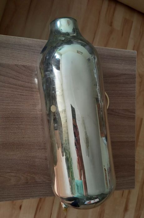 Продам новые колбы для термоса 2 литра.