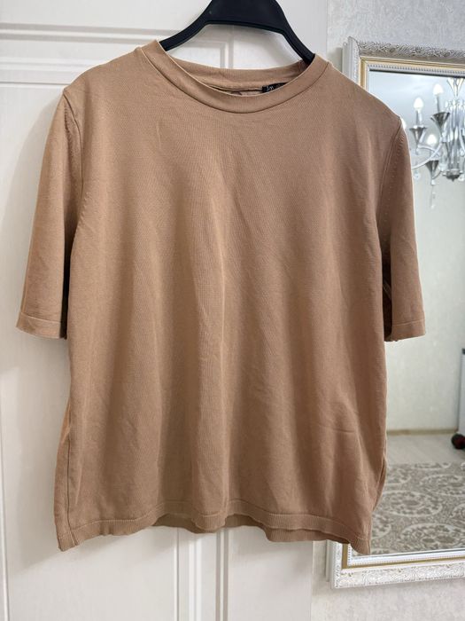 Базовые кофточки, в отличном состояние