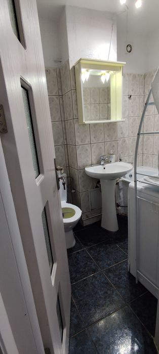 Garsoniera de închiriat, 0752233198