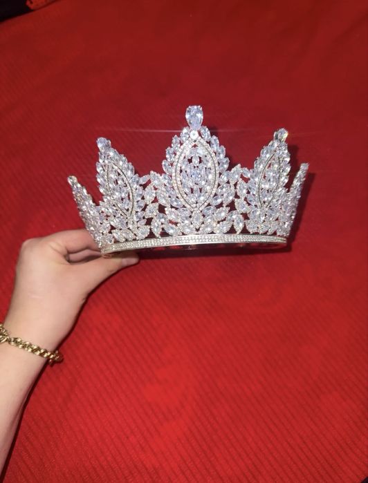 Свадебная корона с камнями Swarovski