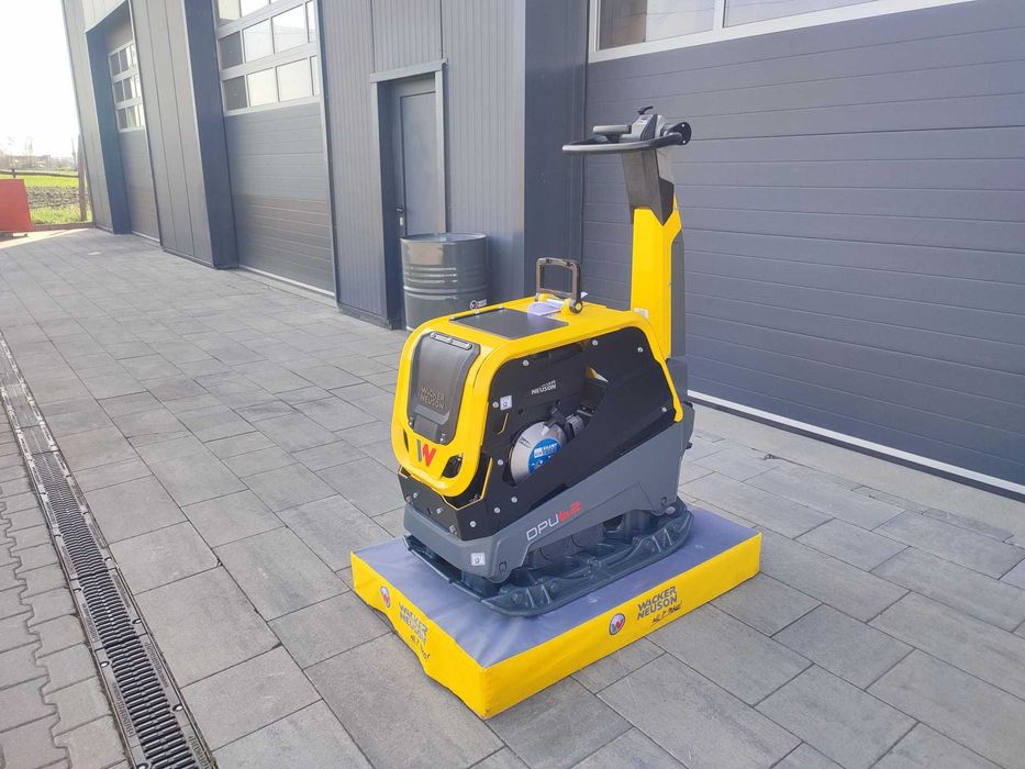 Placa vibranta Wacker Neuson DPU6260Hehp Model NOU!
