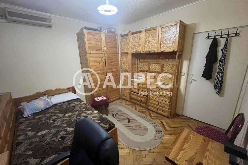 Продава се Двустаен апартамент в Разград, Орел - 60 кв.м за 1003 €/кв.м - Снимка #3