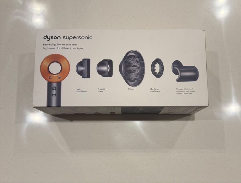Dyson Supersonic золотой цвет