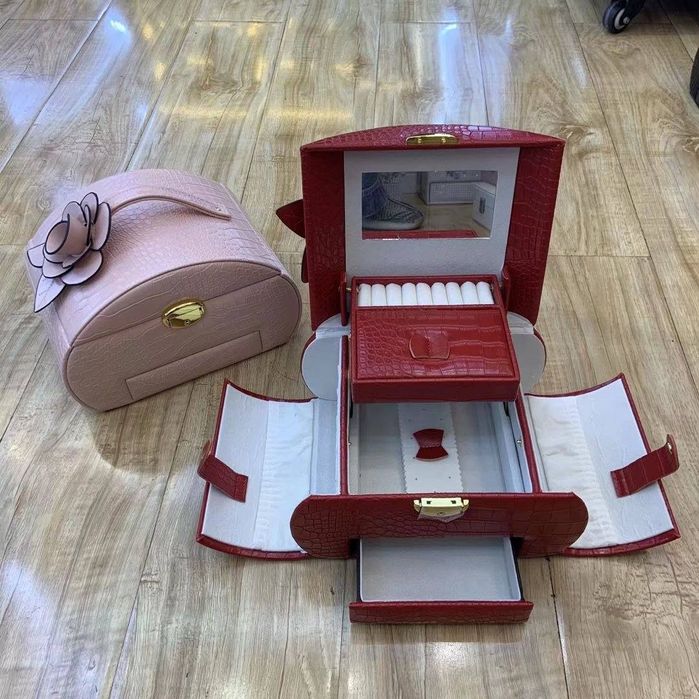 Шкатулка для украшений