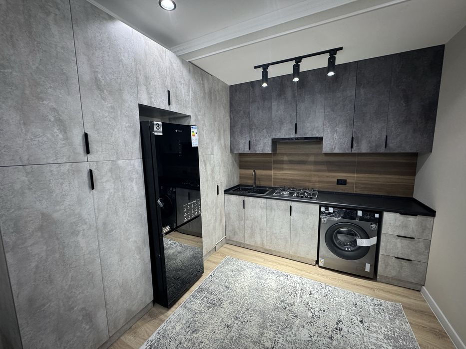 Своя Юнусабад-13 Новостройка 2/5/8 Евро ремонт+Встроенная мебель