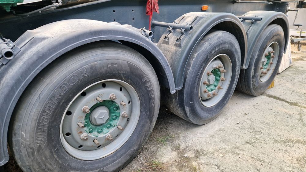 Semiremorca basculabila kempf