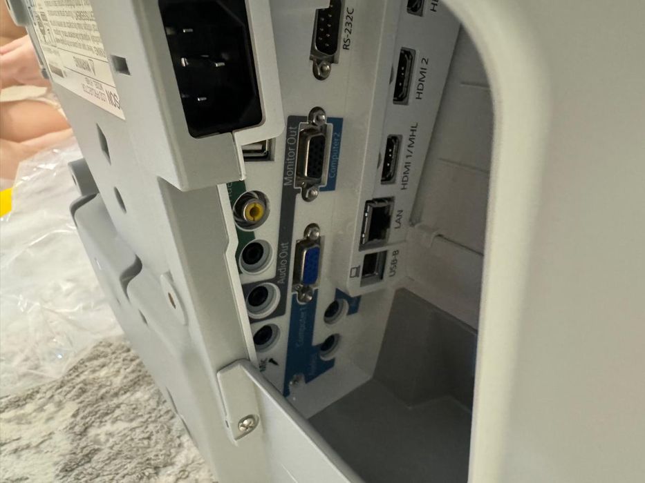 Проектор Epson eb-675w