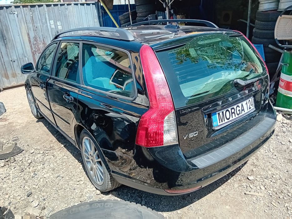 Volvo V50 на части