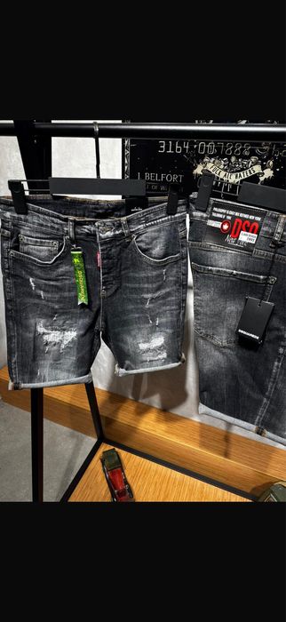 Blugi scurti dsquared2
