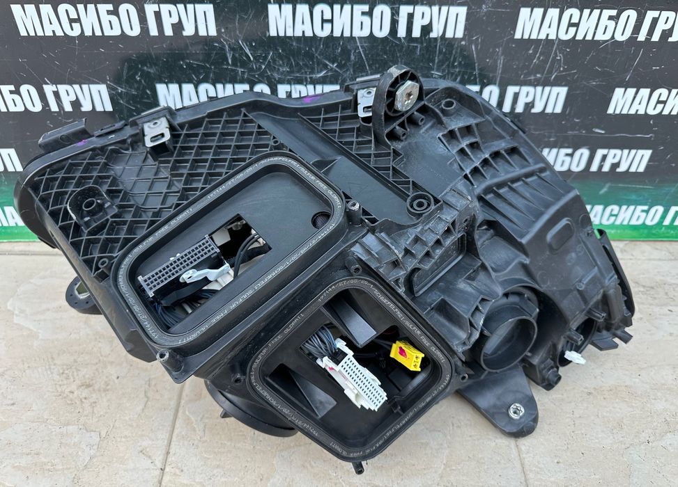 Фар far ляв фарове за Мерцедес Ц205 Mercedes C-класа W205 фейс